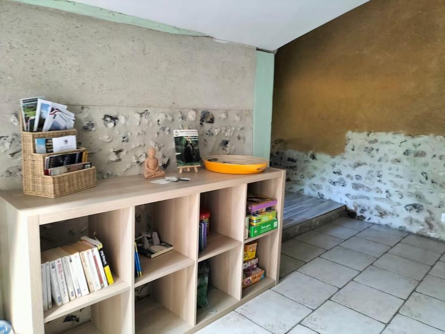 Charmante Maisonnette En Pierre Ecardenville-sur-Eure Exterior foto