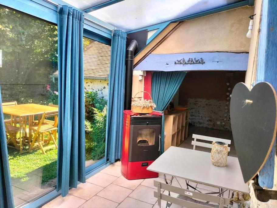 Charmante Maisonnette En Pierre Ecardenville-sur-Eure Exterior foto